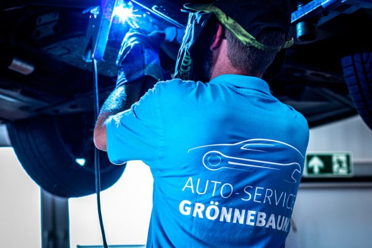 autoservice-groennebaum112